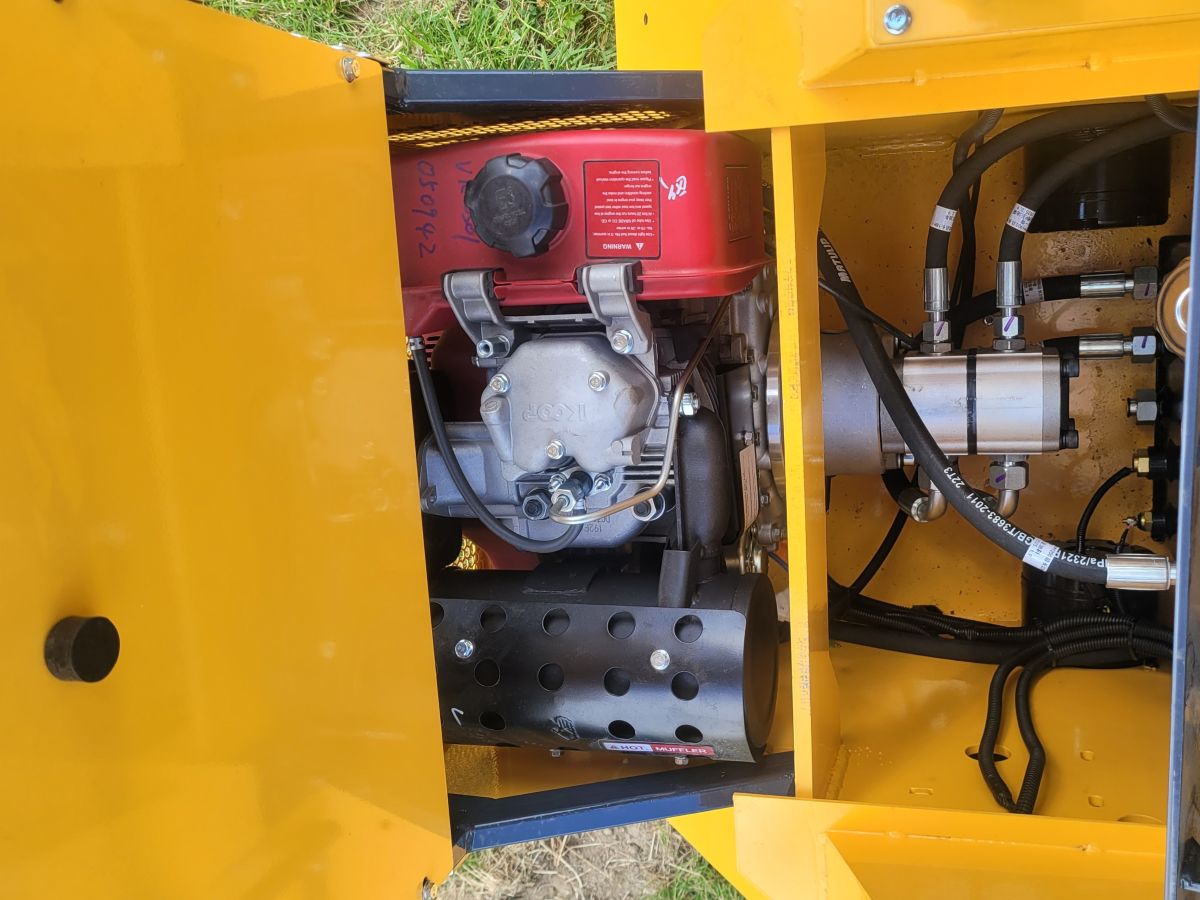 Motor smykového nakladače Diesel KOOP 192F