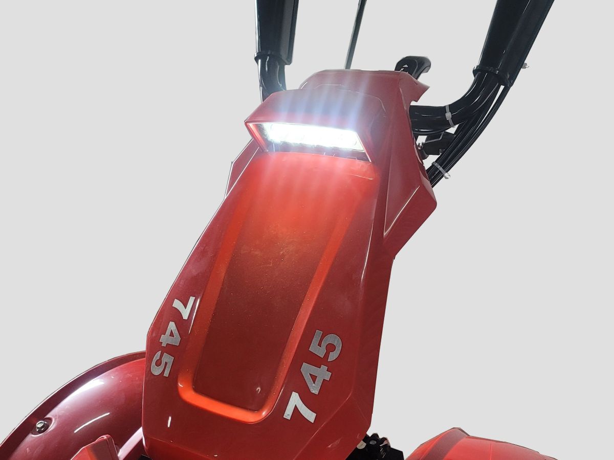 LED pracovní světlo pro jednonápravové traktory