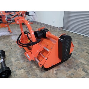 Kladívkový mulčovač s bočním hydraulickým posunem