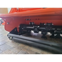 Kladívkový mulčovač s bočním hydraulickým posunem