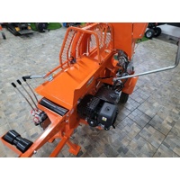 štípací poloautomat pro výrobu palivového dřeva