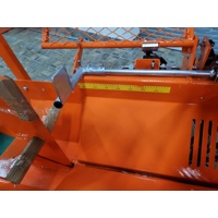 štípací poloautomat pro výrobu palivového dřeva