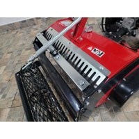 zakladač trávníku pro dvoukolové traktory