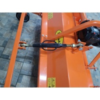 Traktorový provzušňovač, vertikutátor