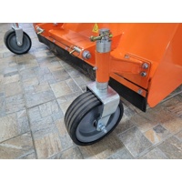 Traktorový provzušňovač, vertikutátor