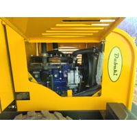 4 - válcový Diesel motor pro čelní, kloubové nakladače
